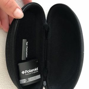 polaroid glasses case